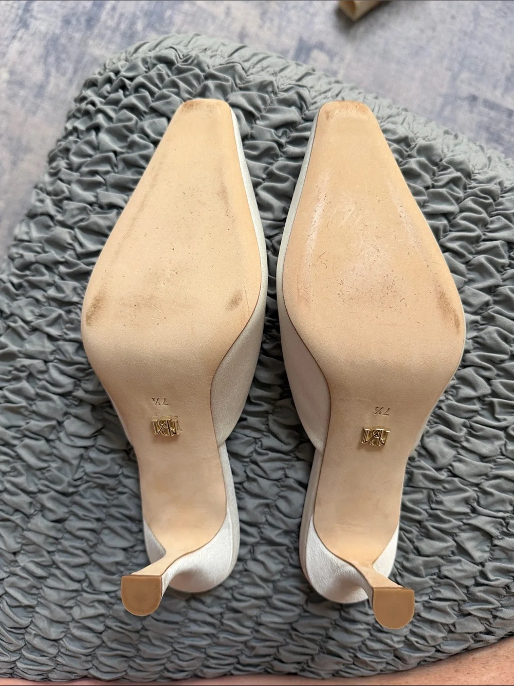 Badgley Mischka White Embellished Pointed Mule